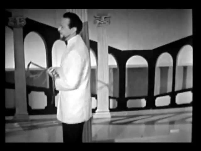 Alfred Drake at his magnificent best!  Live from London 1950s Songs from Kismet and Oklahoma