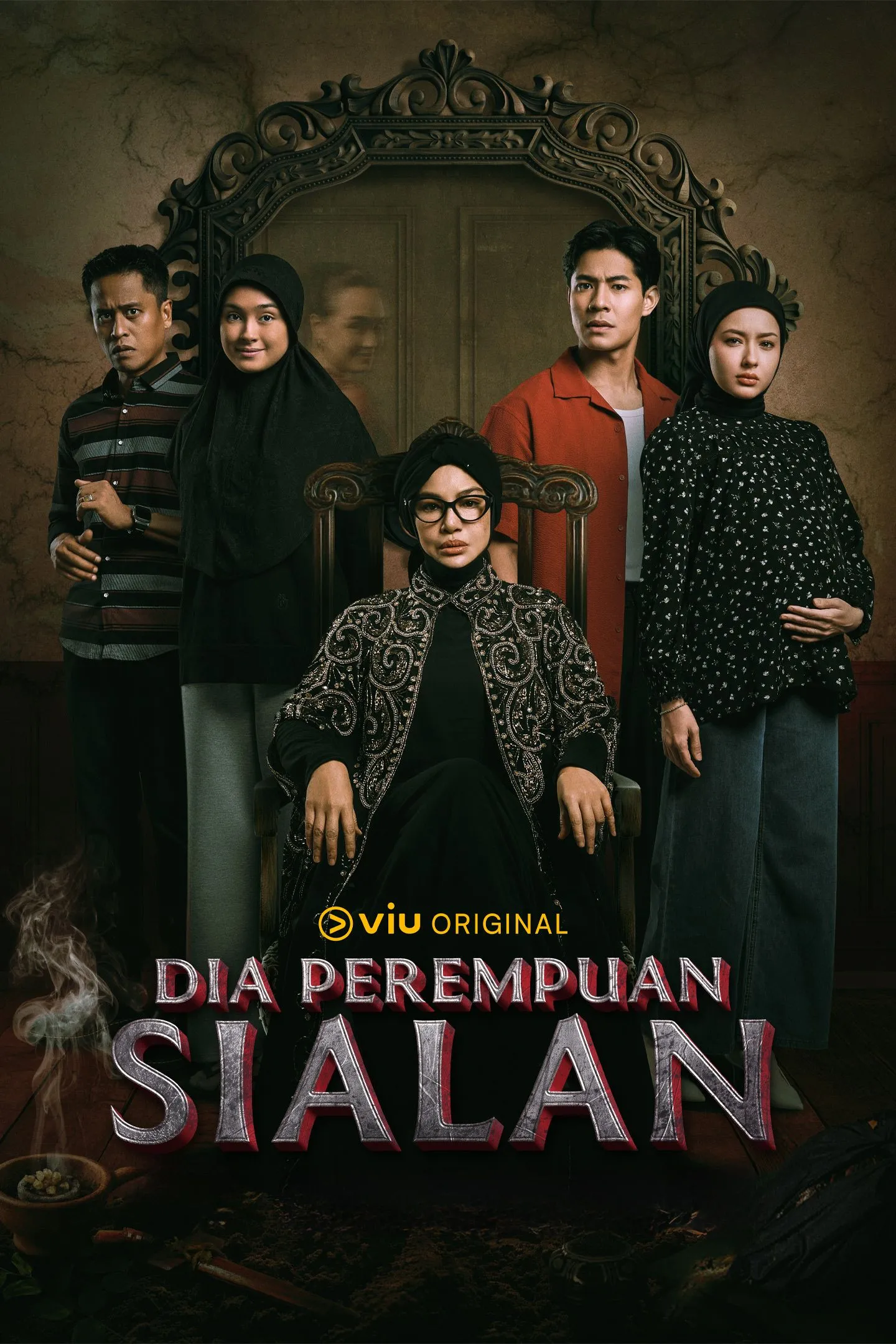 The Hidden Hand: Dia Perempuan Sialan